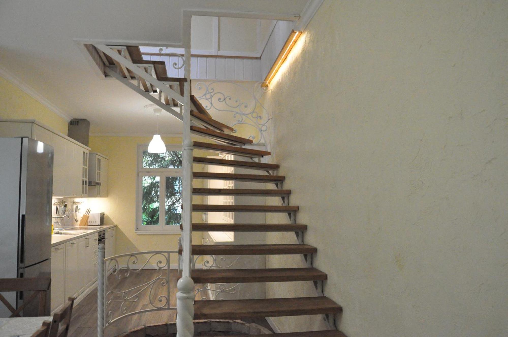 House Near To Schoenbrunn - Free Parking - 24-7 Check In - 8 Person Vídeň
